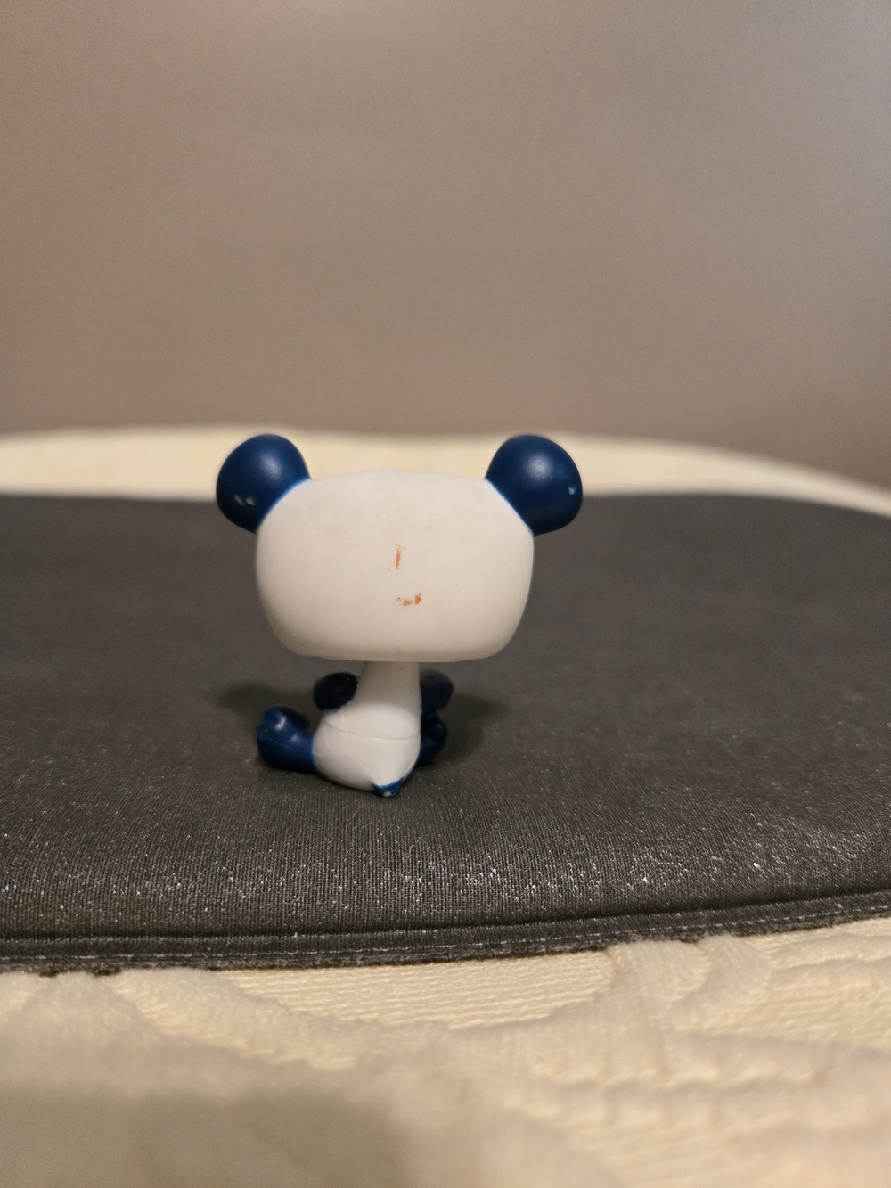 Littlest Pet Shop Tricks 'N Talents Show Playset With Pets - Picture 11 of 12